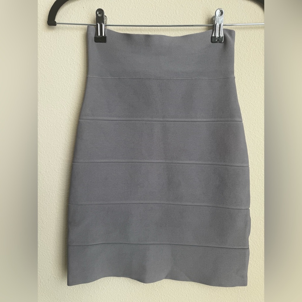✨NWOT✨  BCBGMaxAzria Gray Pencil Bandage Skirt Bodycon